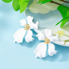 2pcs Flower Design Stud Earrings White