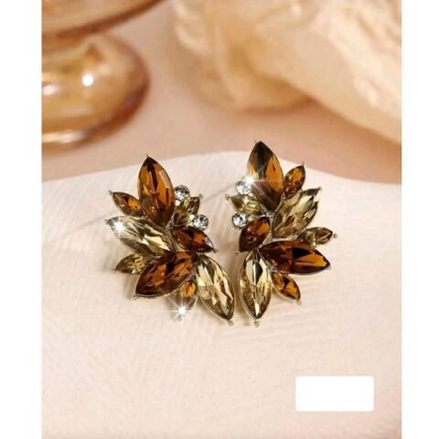 Marquise Stud Earring -Brown