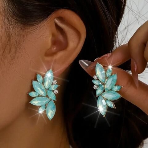 Marquise Stud Earring -Light Green